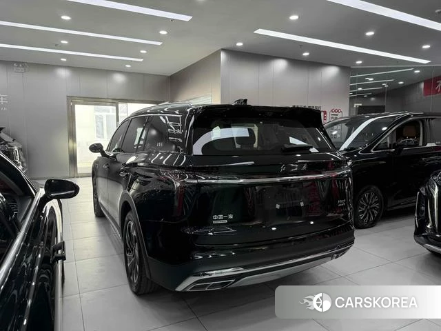 Red flag HS7 PHEV id 4208053 из Китая 9