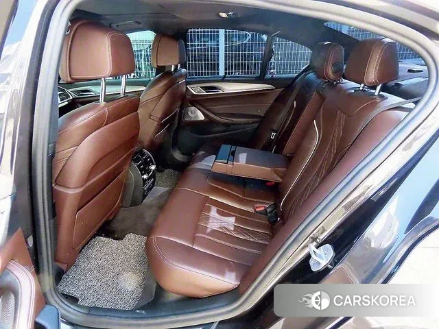 BMW 5 Series (G30) id 2977329 из Кореи 15