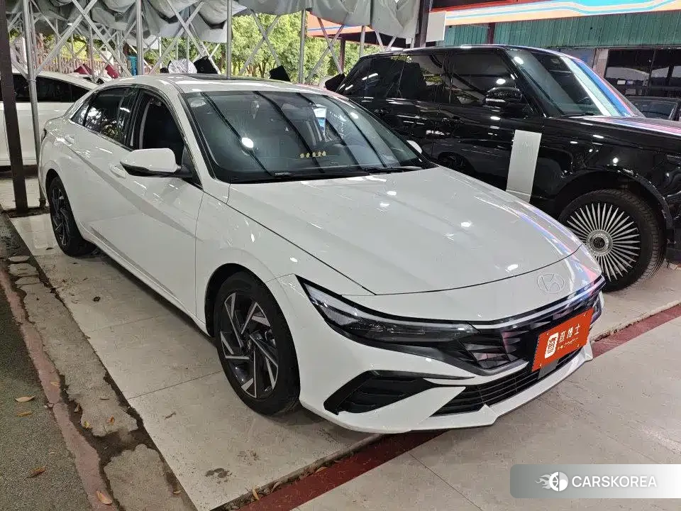 Hyundai Elantra 2024 Белый из Китая, фото 6