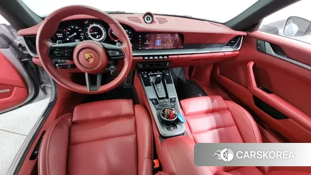 Porsche 911(992) id 3036405 из Кореи 16