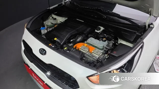 Kia The New Niro id 3509614 из Кореи 16