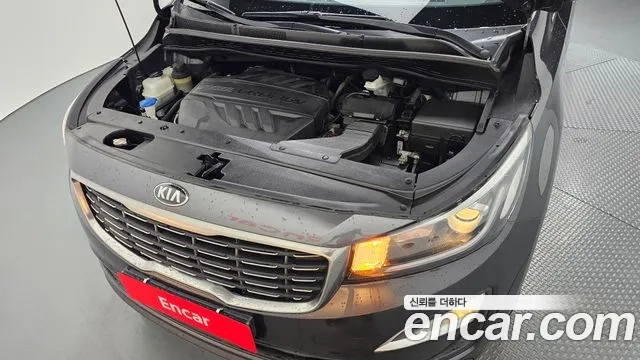 Kia The New Carnival id 2937072 из Кореи 16