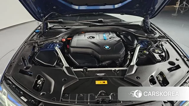 BMW 5 Series (G30) id 3422007 из Кореи 16