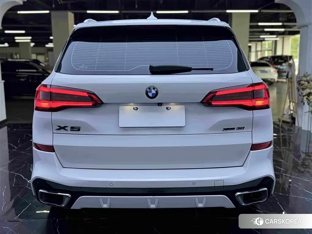 BMW X5 id 4539299 из Китая 17