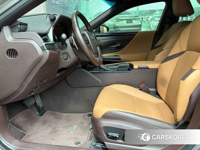 Lexus ES id 4240552 из Китая 11