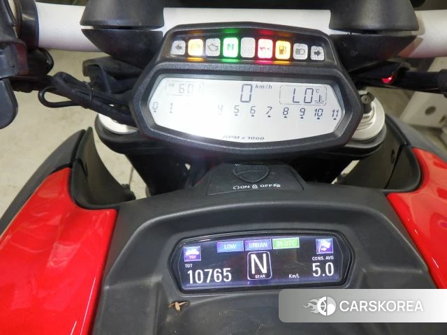 Ducati DIAVEL CARBON id 3945793 из Японии 30