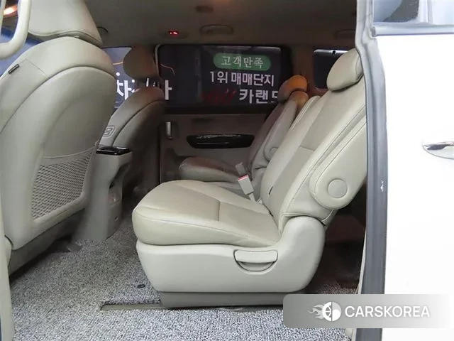 Kia The New Carnival id 3302909 из Кореи 16