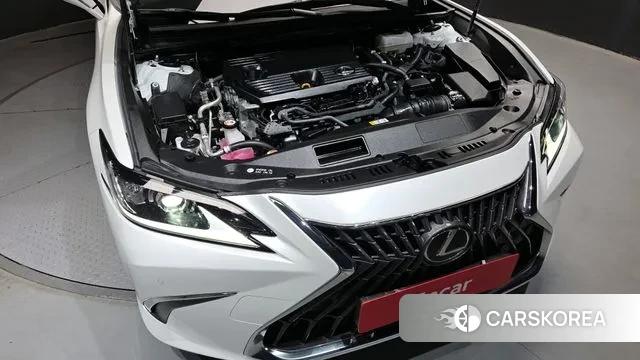 Lexus ES300h 7th generation id 3585804 из Кореи 16