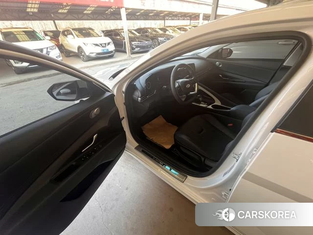 Hyundai Elantra id 4290750 из Китая 15