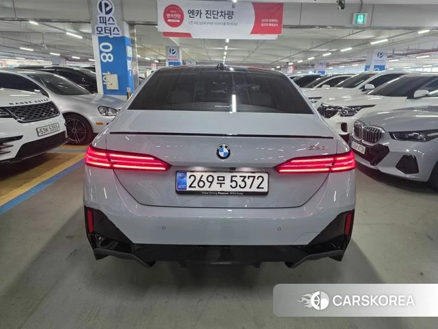 BMW 5 Series (G60) id 3981975 из Кореи 16