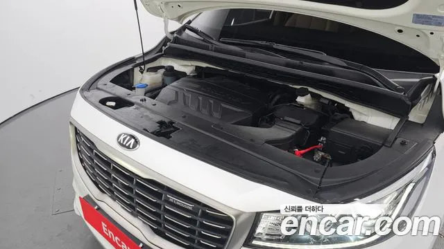 Kia The New Carnival id 2850649 из Кореи 16