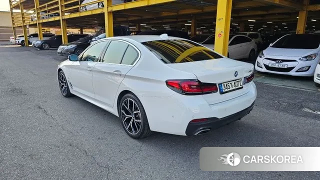 BMW 5 Series (G30) id 3529776 из Кореи 16