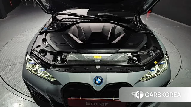 BMW i4 id 3555692 из Кореи 16