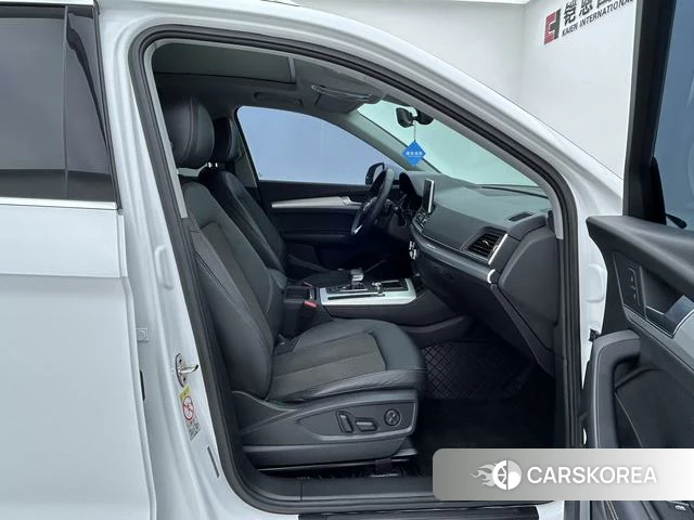 Audi Q5L id 4235023 из Китая 19