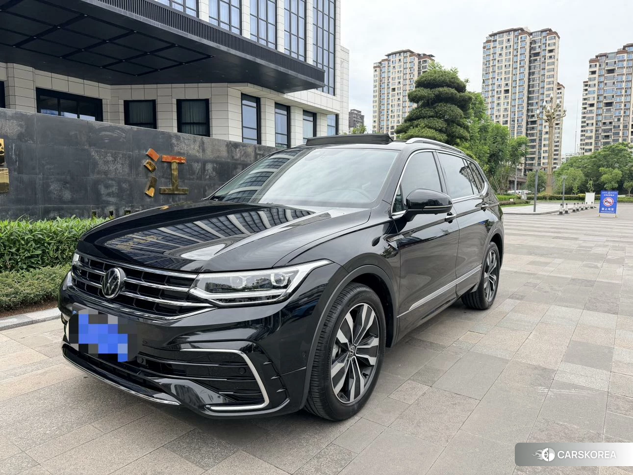 Volkswagen Tiguan L id 4452273 из Китая 8