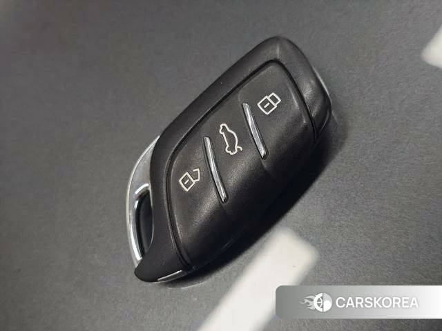 Roewe RX5 id 4254630 из Китая 16