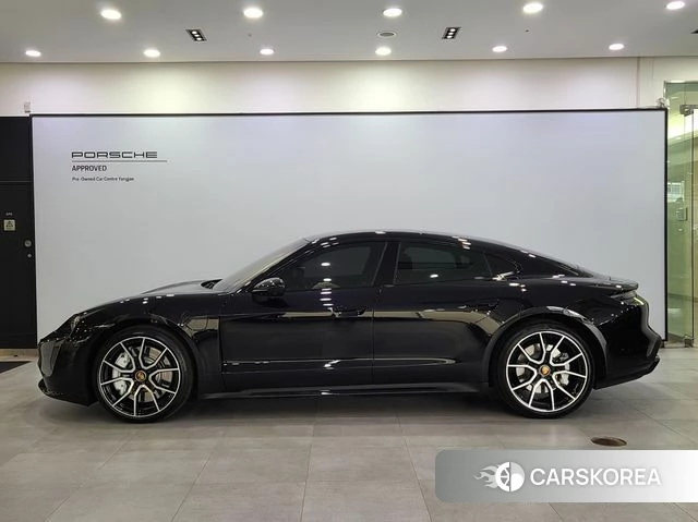 Porsche Taycan id 4177658 из Кореи 16