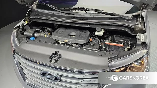 Hyundai The New Grand Starex id 3270056 из Кореи 16