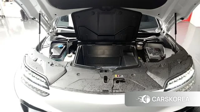 Genesis GV60 id 3732296 из Кореи 16