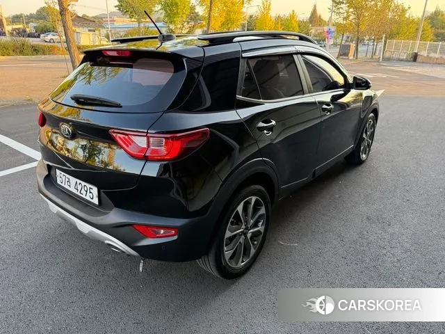 Kia Stonic id 3297764 из Кореи 16