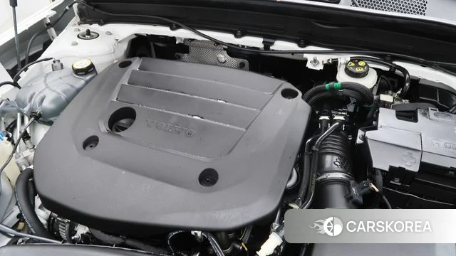 Volvo XC40 id 3982161 из Кореи 16