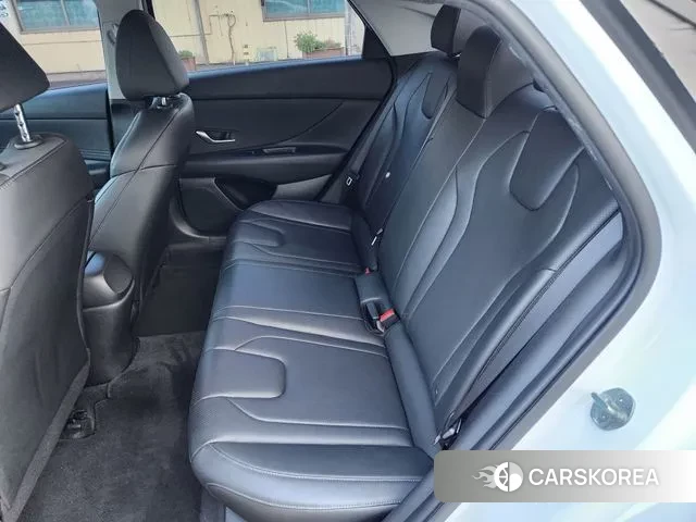 Hyundai Avante (CN7) id 3338984 из Кореи 14