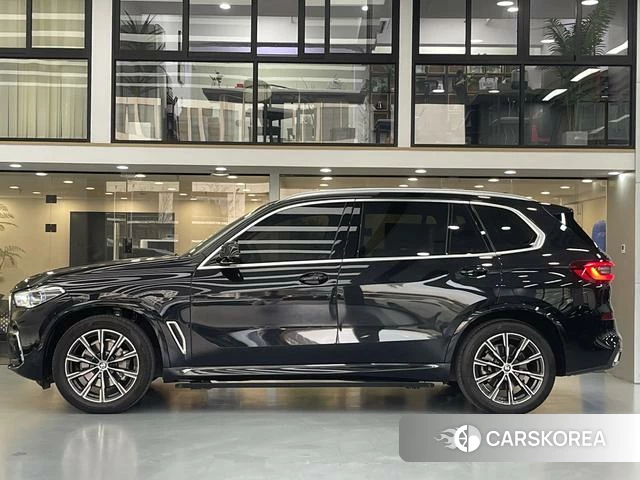 BMW X5 id 3908723 из Китая 32