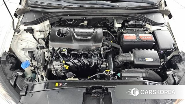 Hyundai Avante AD id 4856329 из Кореи 27