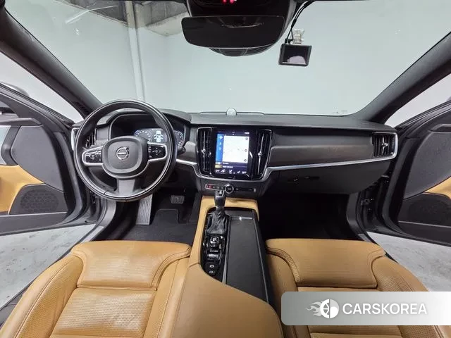 Volvo V90 Cross-Country id 3753645 из Кореи 16