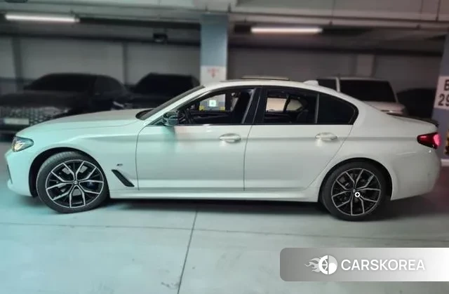 BMW 5 Series (G30) id 3664664 из Кореи 16