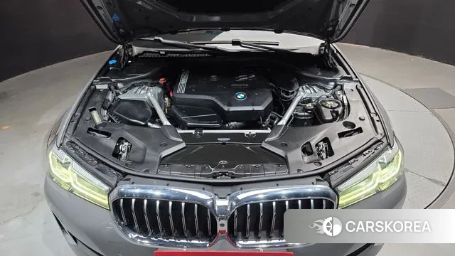 BMW 5 Series (G30) id 3432920 из Кореи 16