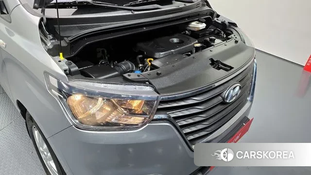 Hyundai The New Grand Starex id 3709549 из Кореи 16