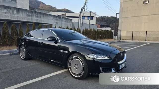 Jaguar All New XJ id 3643780 из Кореи 16