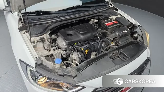 Hyundai Avante AD id 3672881 из Кореи 16