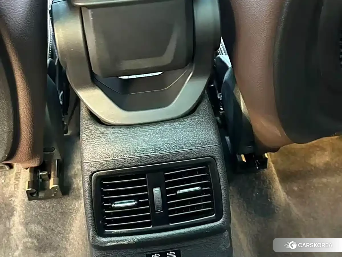 BMW X1 id 4680779 из Китая 9