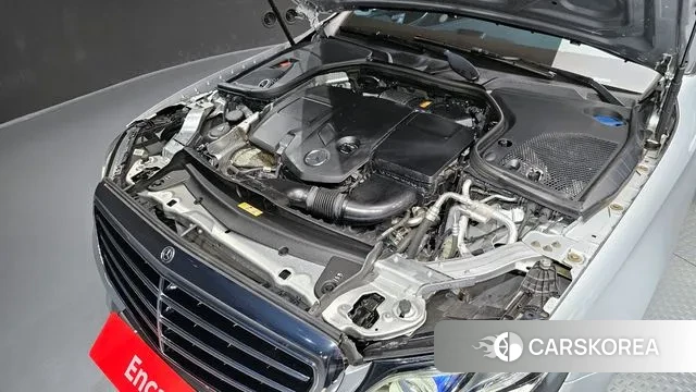 Mercedes-Benz E-Class W213 id 3788905 из Кореи 16