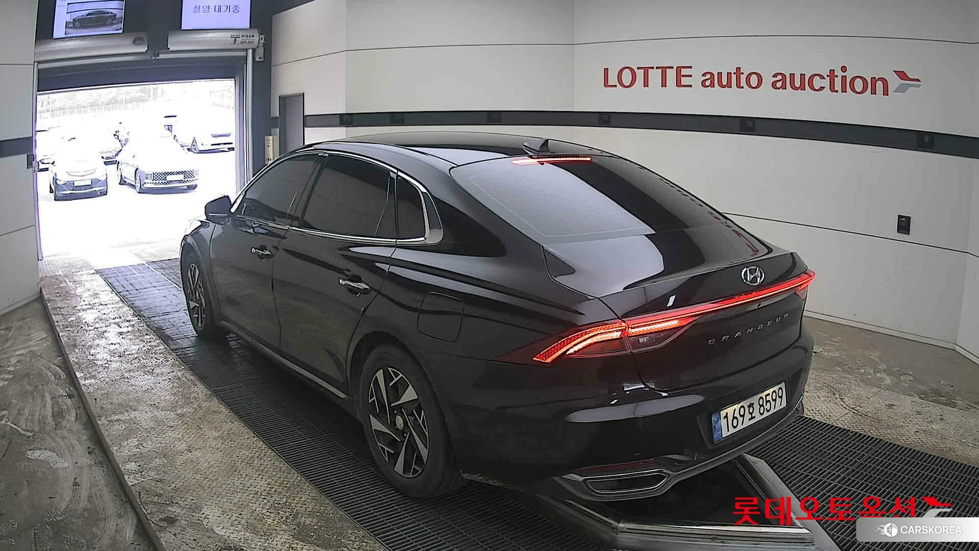 Hyundai Grandeur Hybrid id 3875807 из Кореи 33