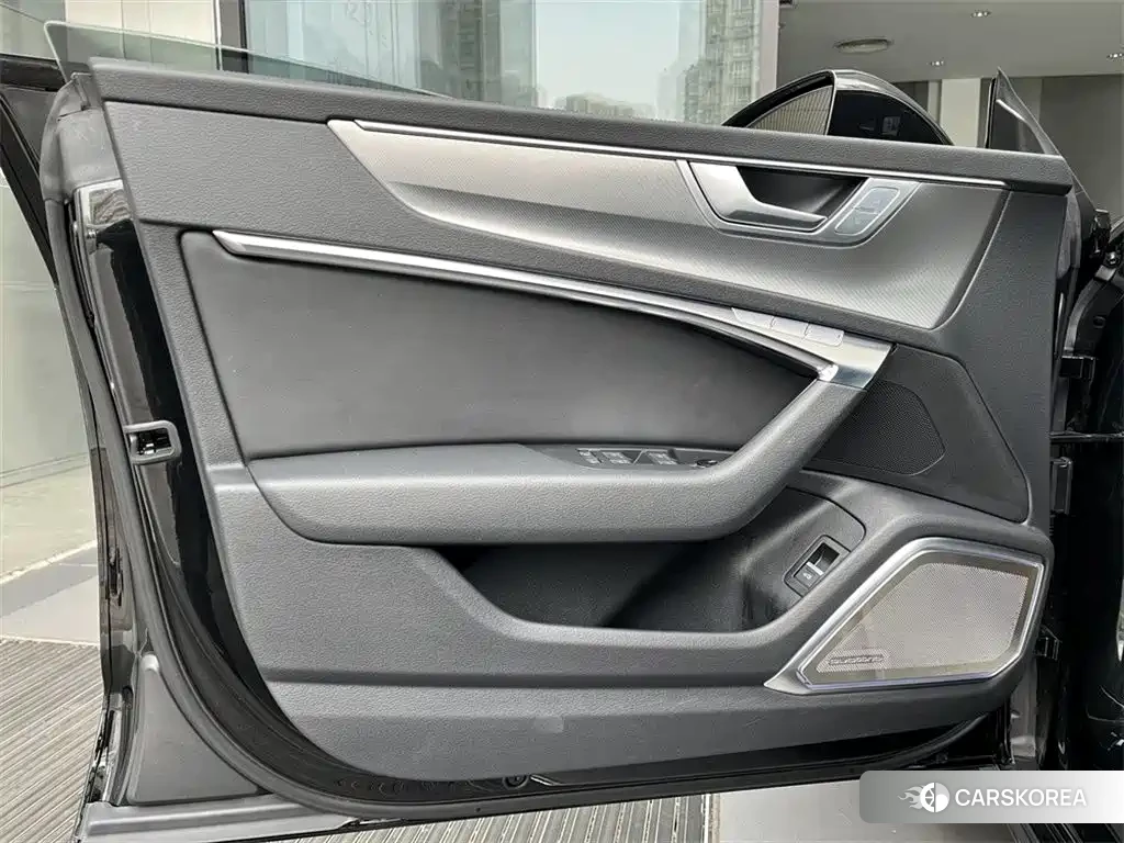 Audi A7 id 4599617 из Китая 10