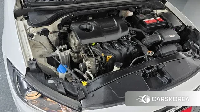 Hyundai Avante AD id 3313502 из Кореи 16