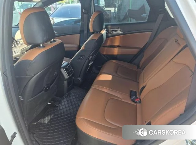 Kia Sportage 5th Generation Hybrid 2023 Белый из Кореи, фото 6