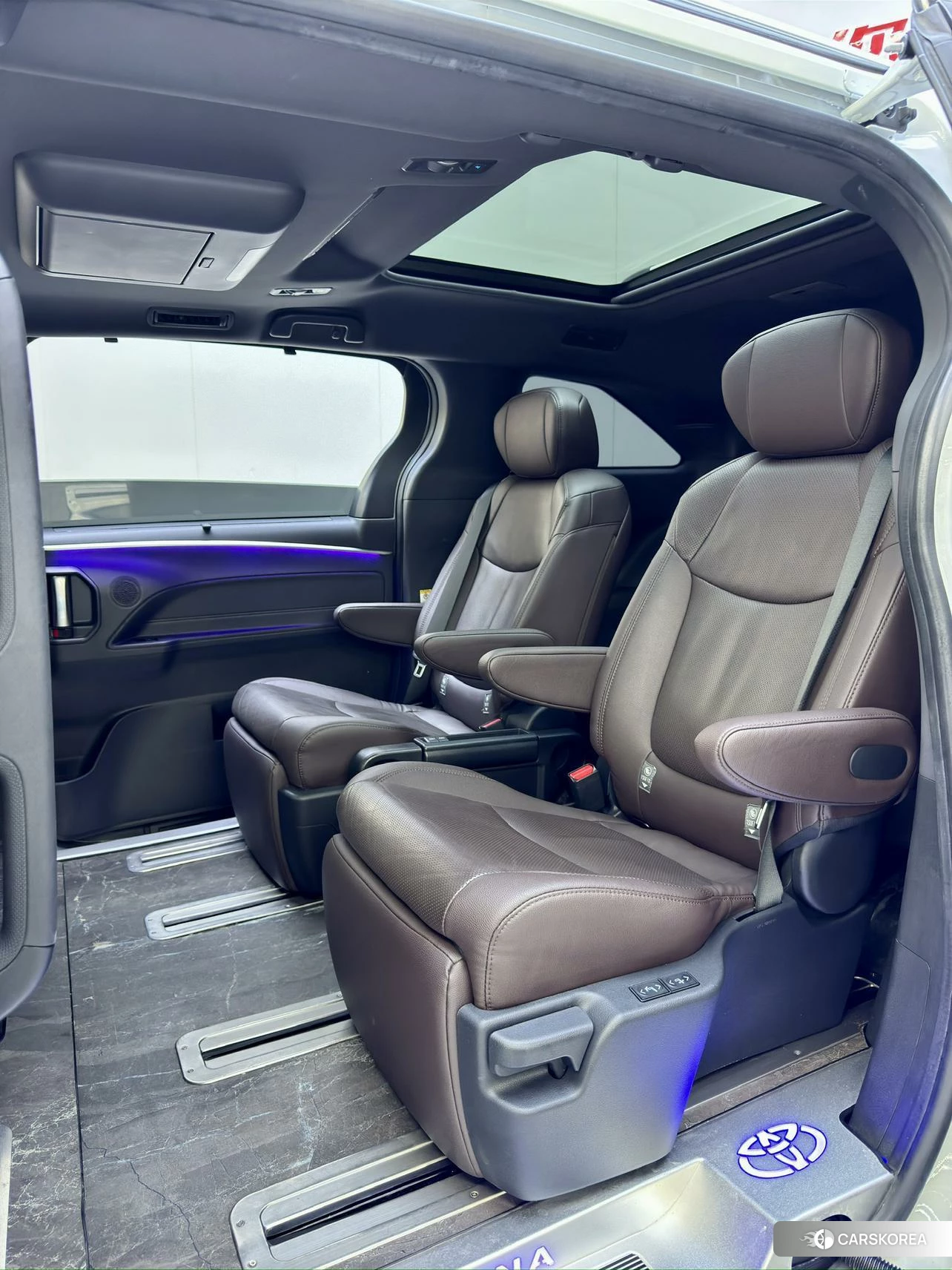 Toyota Saina id 4487288 из Китая 11