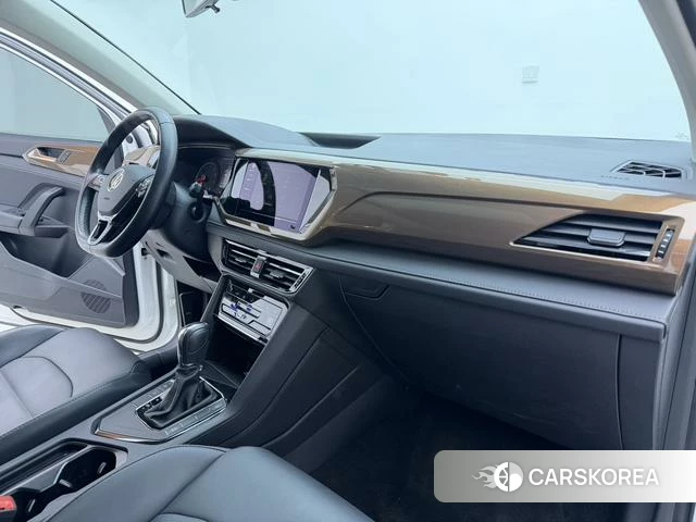 Volkswagen Tuyue id 4263083 из Китая 18