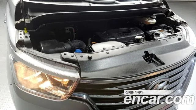 Hyundai The New Grand Starex id 2876509 из Кореи 16