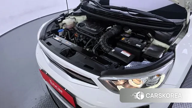 Kia Stonic id 3556975 из Кореи 16