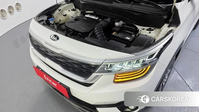 Kia Seltos id 3828536 из Кореи 16