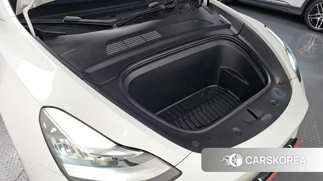 Tesla Model Y id 3421958 из Кореи 16