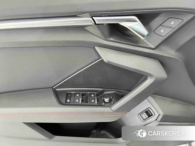 Audi A3 id 4254025 из Китая 17