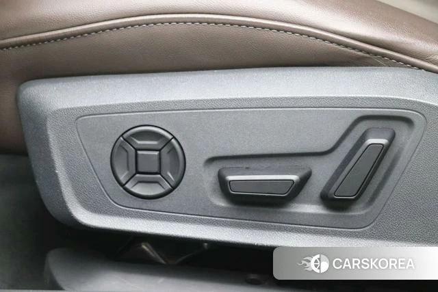 Audi A7L id 4210353 из Китая 25