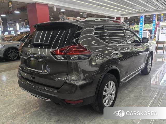 Nissan Qijun id 4277358 из Китая 15