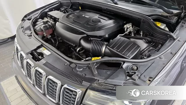 Jeep Grand Cherokee id 3703970 из Кореи 16